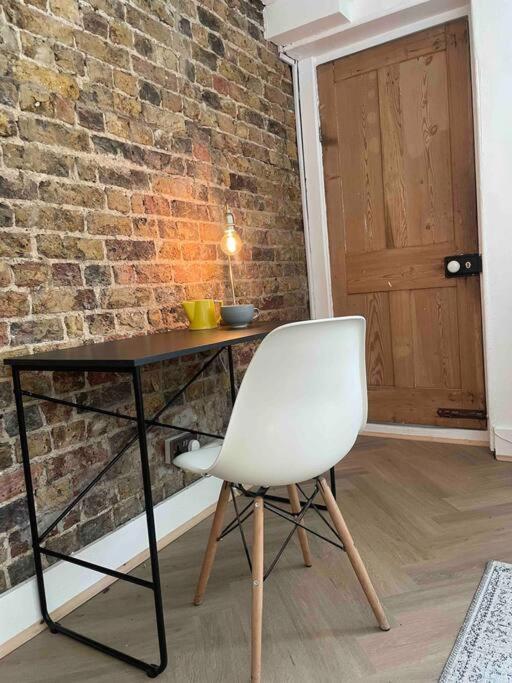 Beautiful London Victorian House, Sleeps 12 Villa Luaran gambar